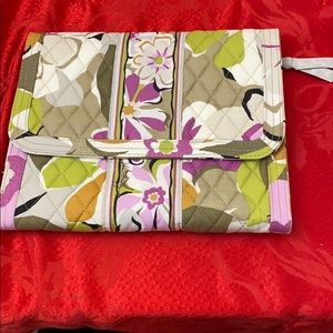 Vera Bradley traveling makeup bag